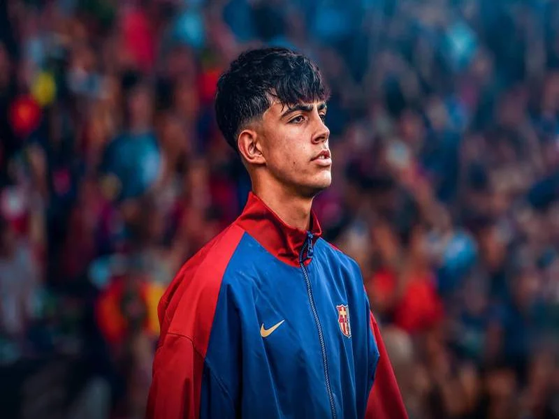 世体：巴萨不想让贝尔纳尔重蹈覆辙；球员团队冬窗会做评估